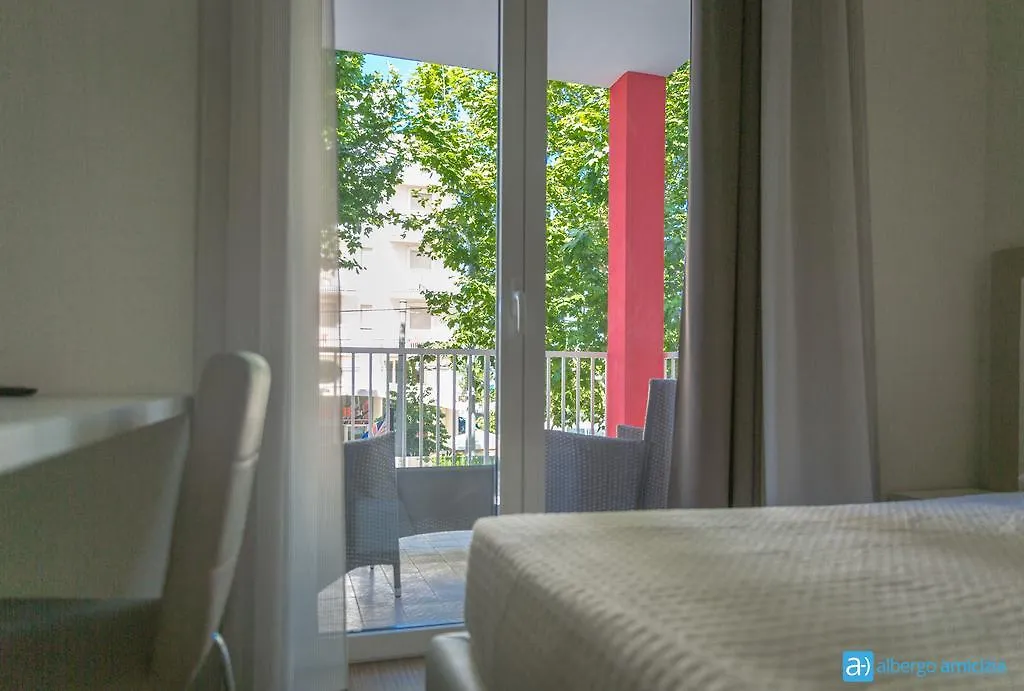 ***  Hotel Amicizia Rimini Italie